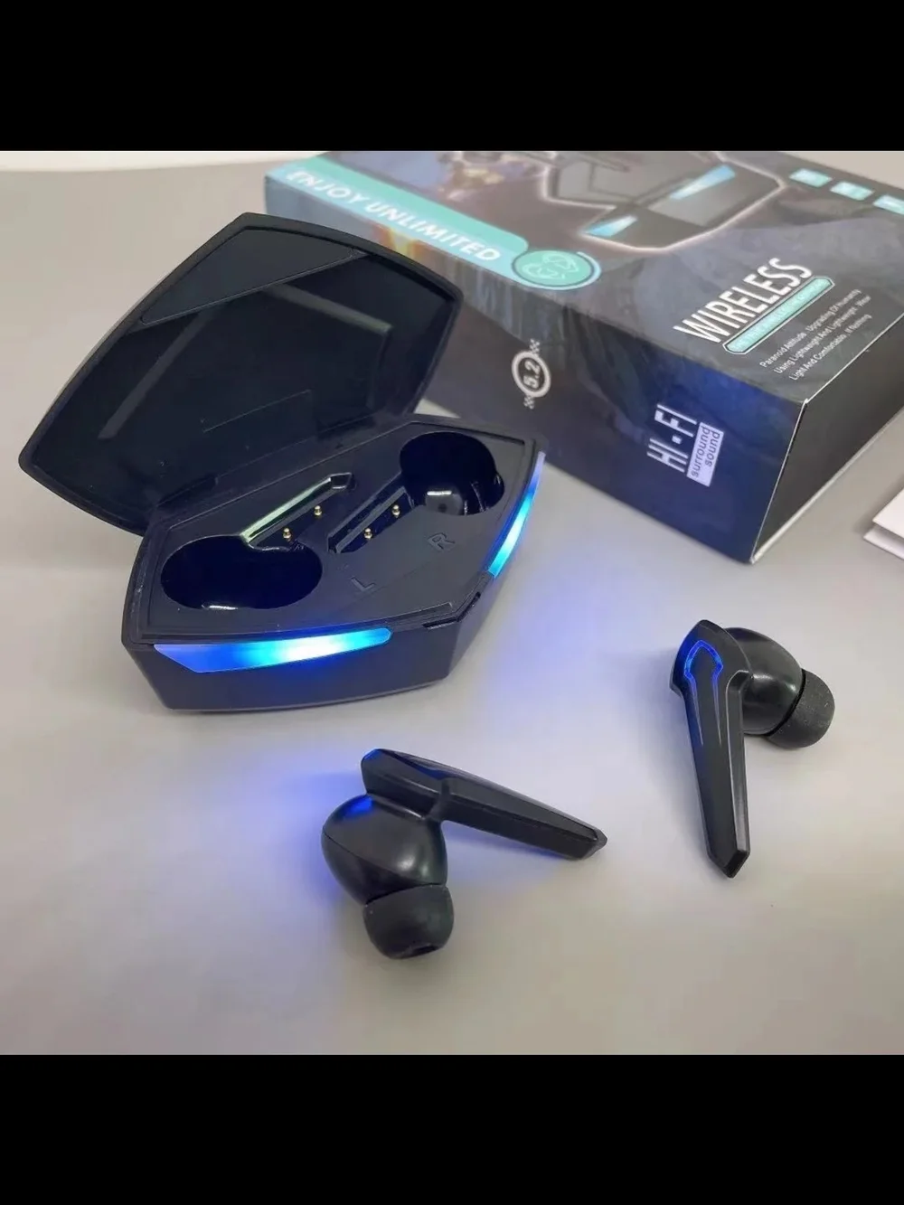 Wireless Bluetooth Earbuds with LED Charging Case - Black